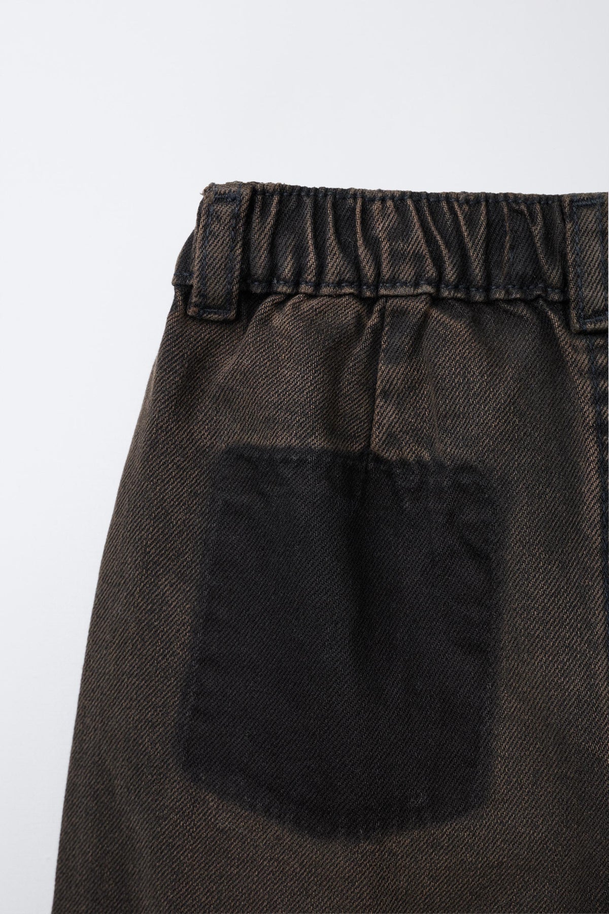 Jeans barrel overdye marron
