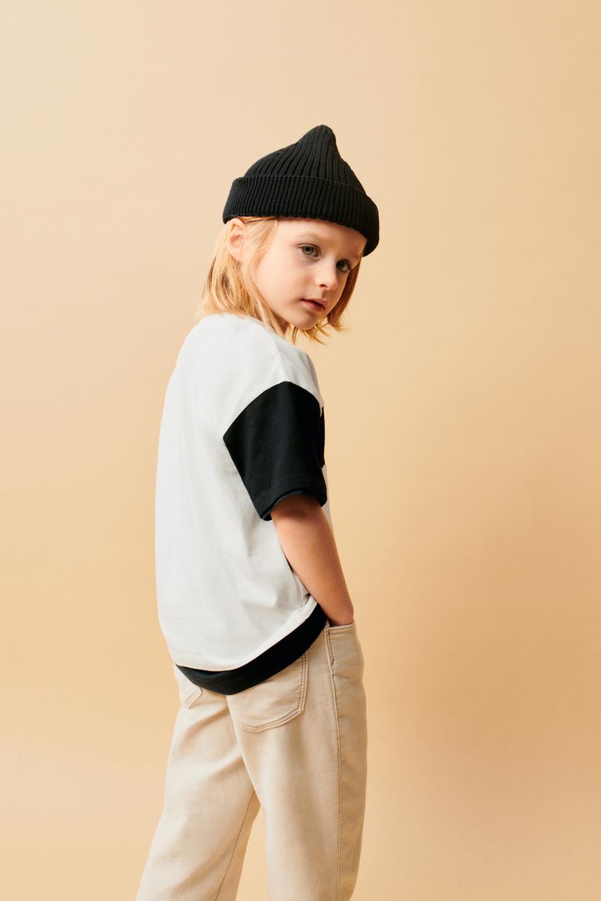 Polera texto bordado