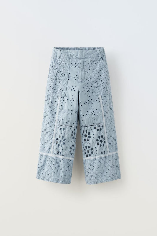 Pantalon bordado patchwork