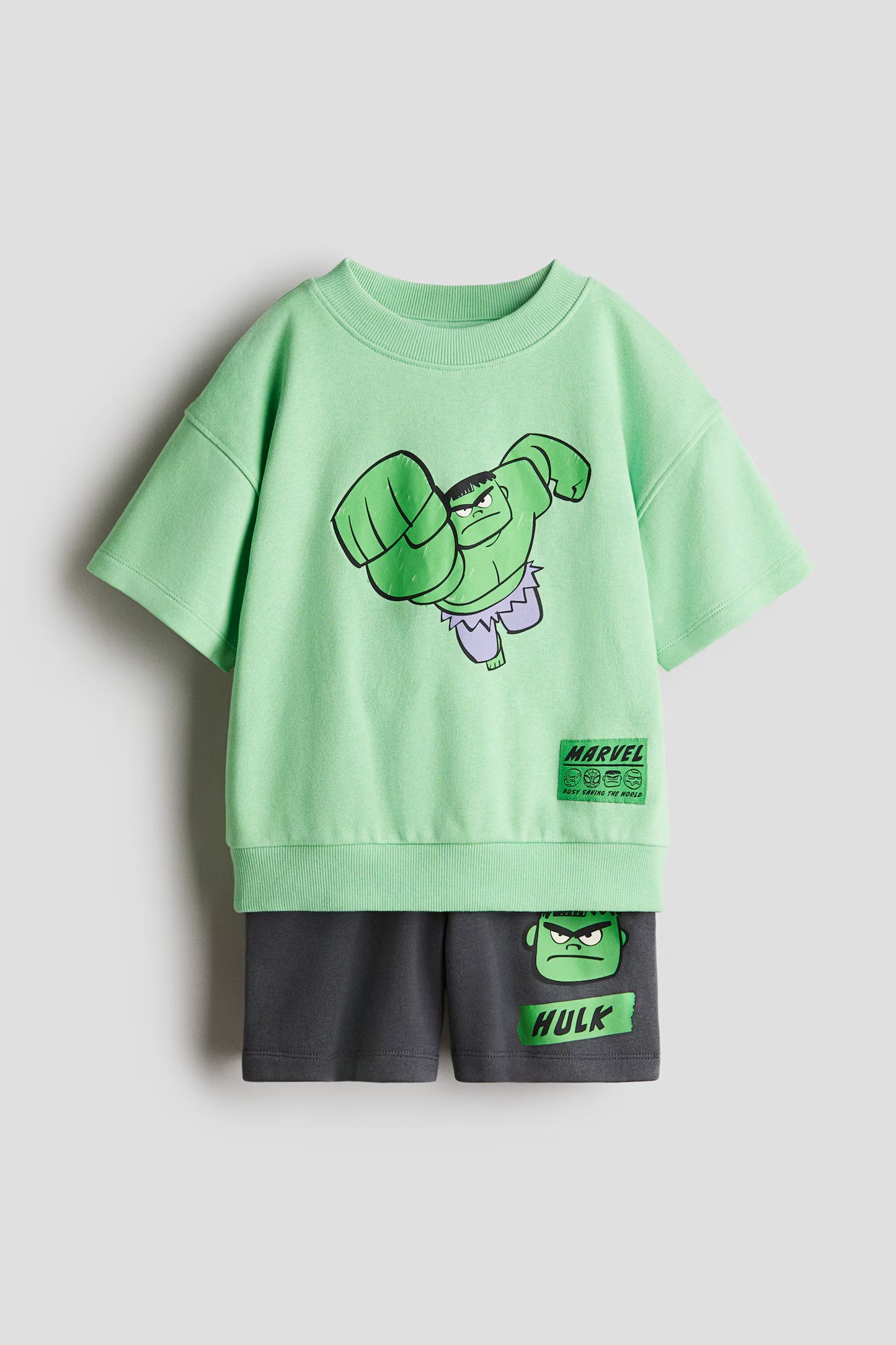 Conjunto hulk en sudadera