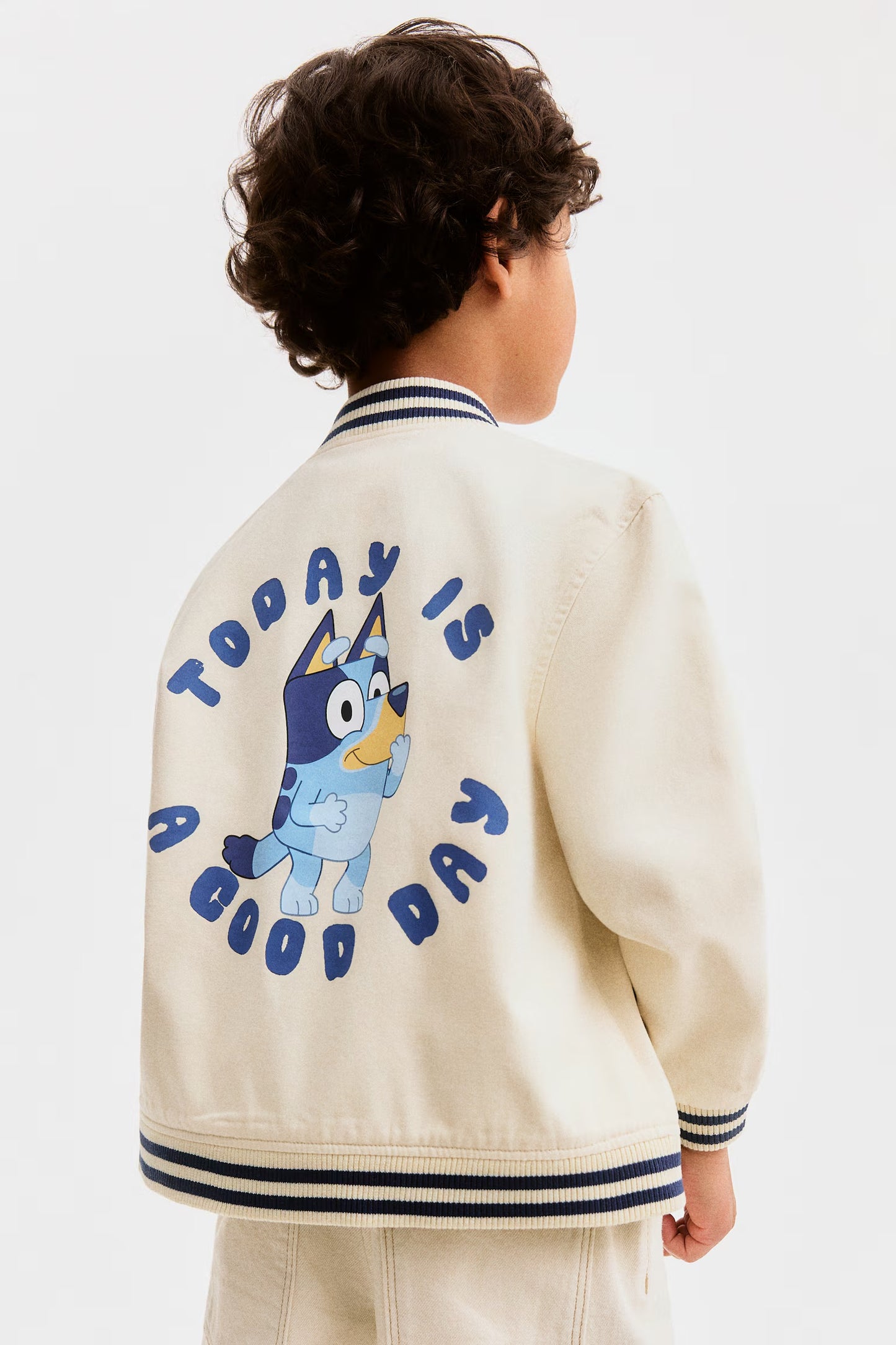 Chamarra baseball bluey
