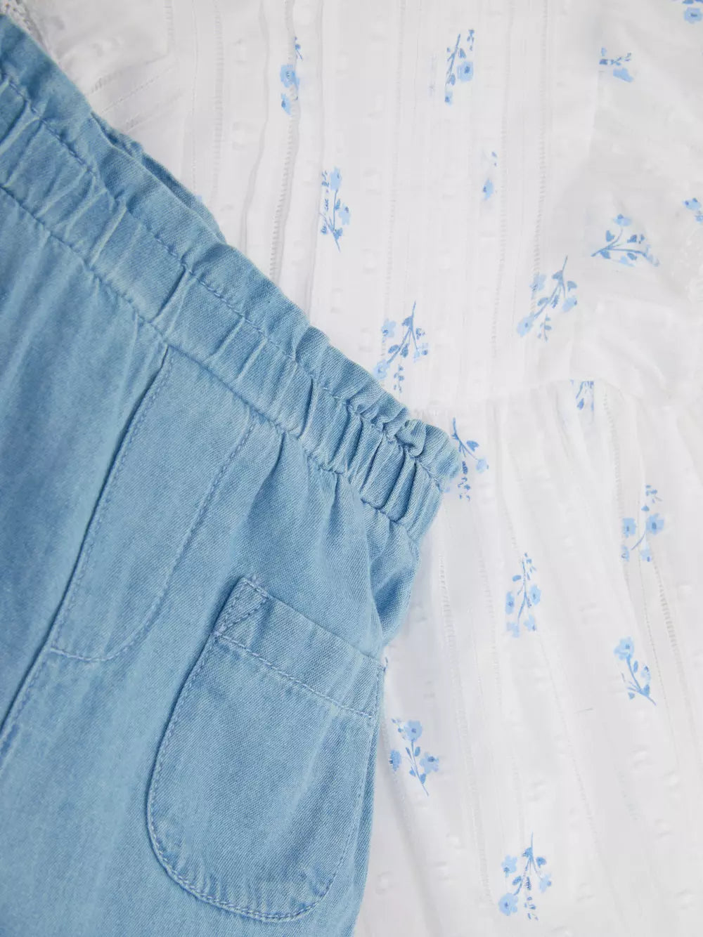 Conjunto blusa y pantalon