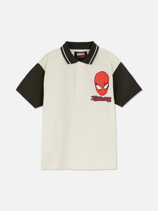 Polera con cuello spiderman