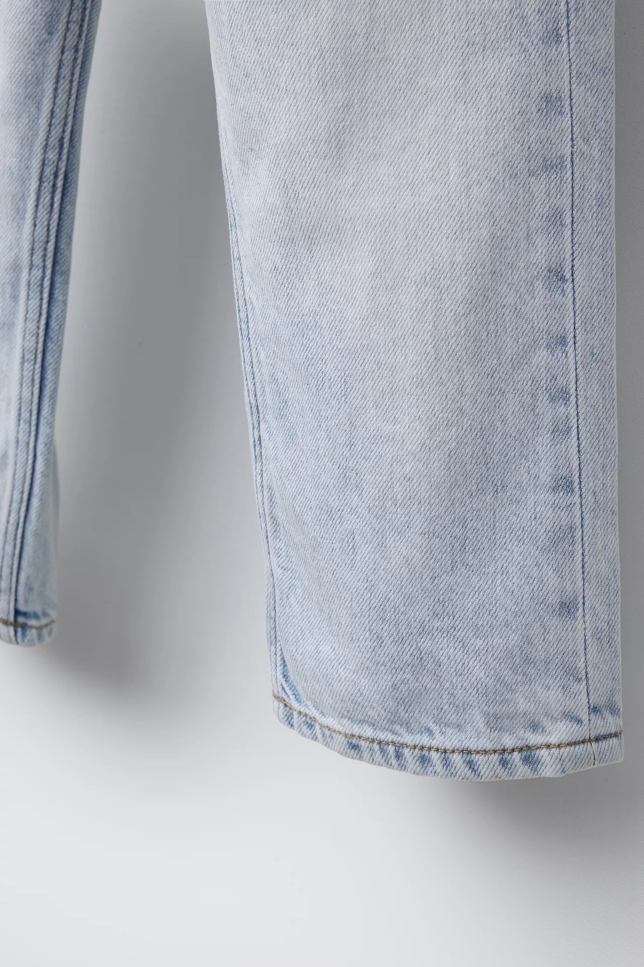 JEANS STRAIGHT FIT