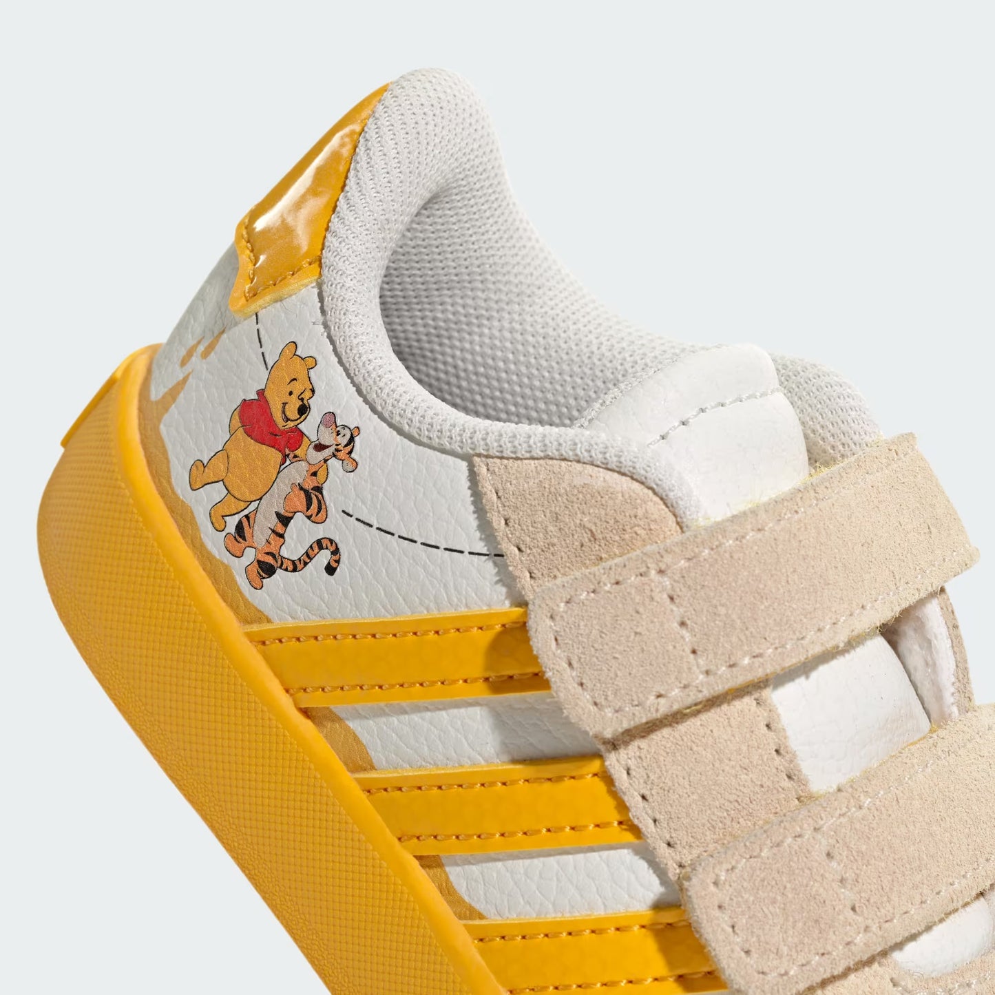 Zapato VL court winnie the pooh