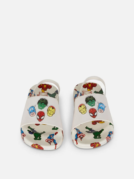 Chinela Marvel