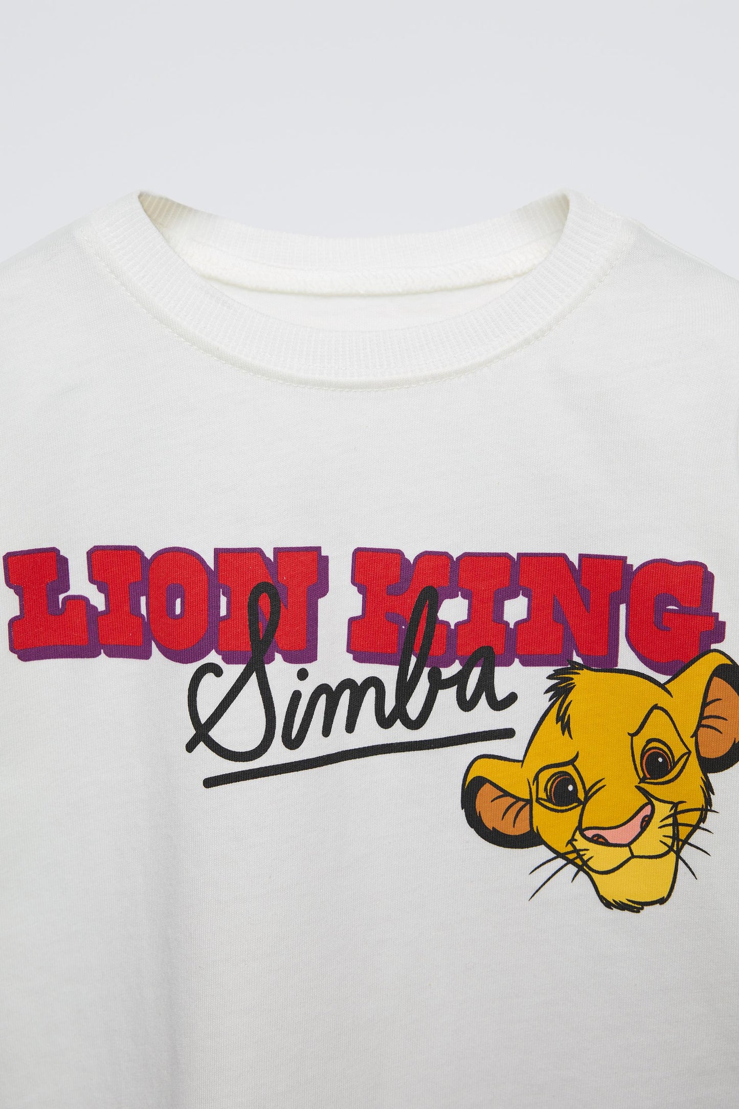 Polera rey leon