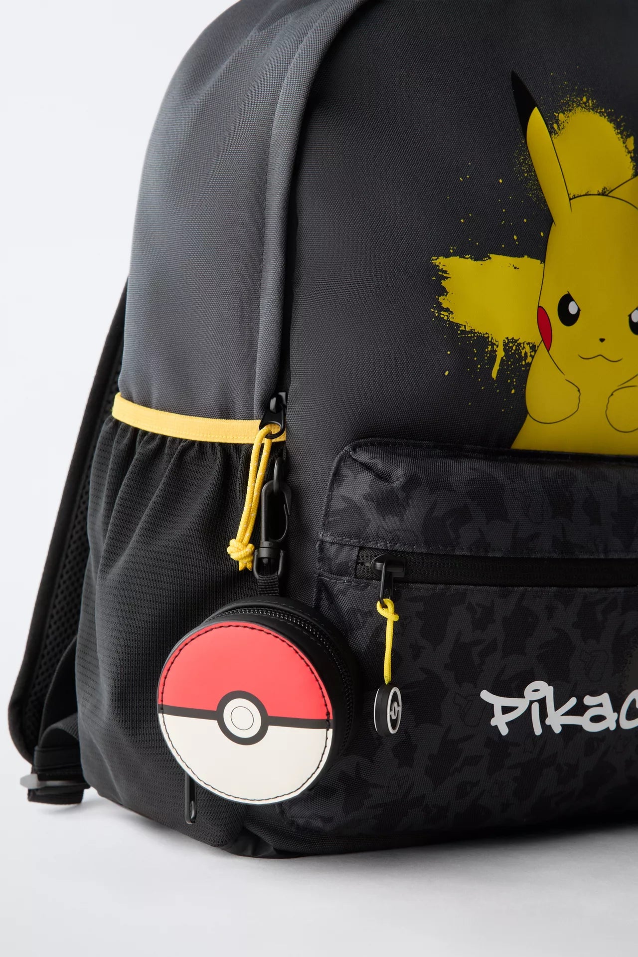 MOCHILA PIKACHU POKÉMON ™