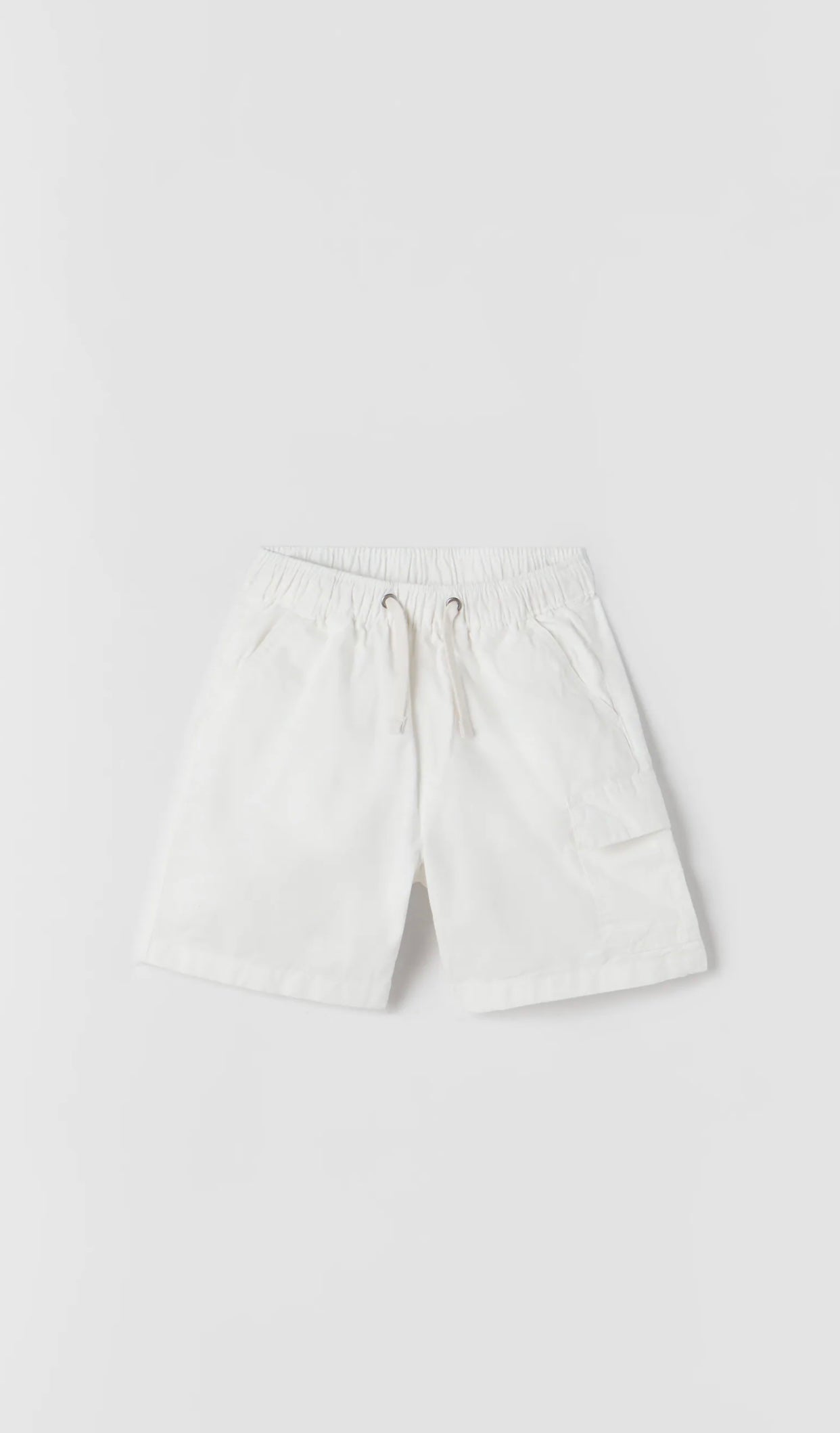 Short blanco