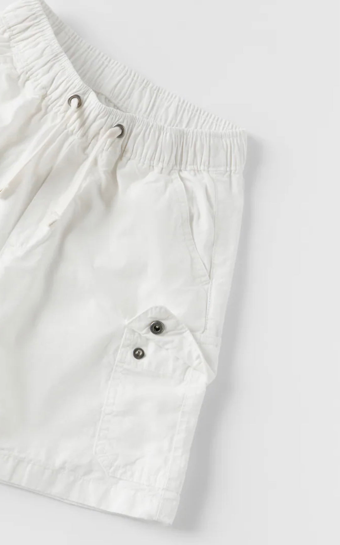 Short blanco