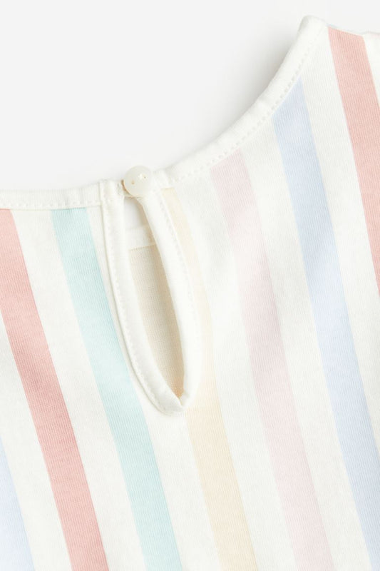 Vestido en punto con volante