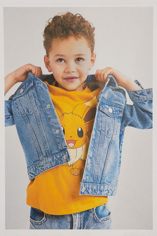 Polera pokemon eevee