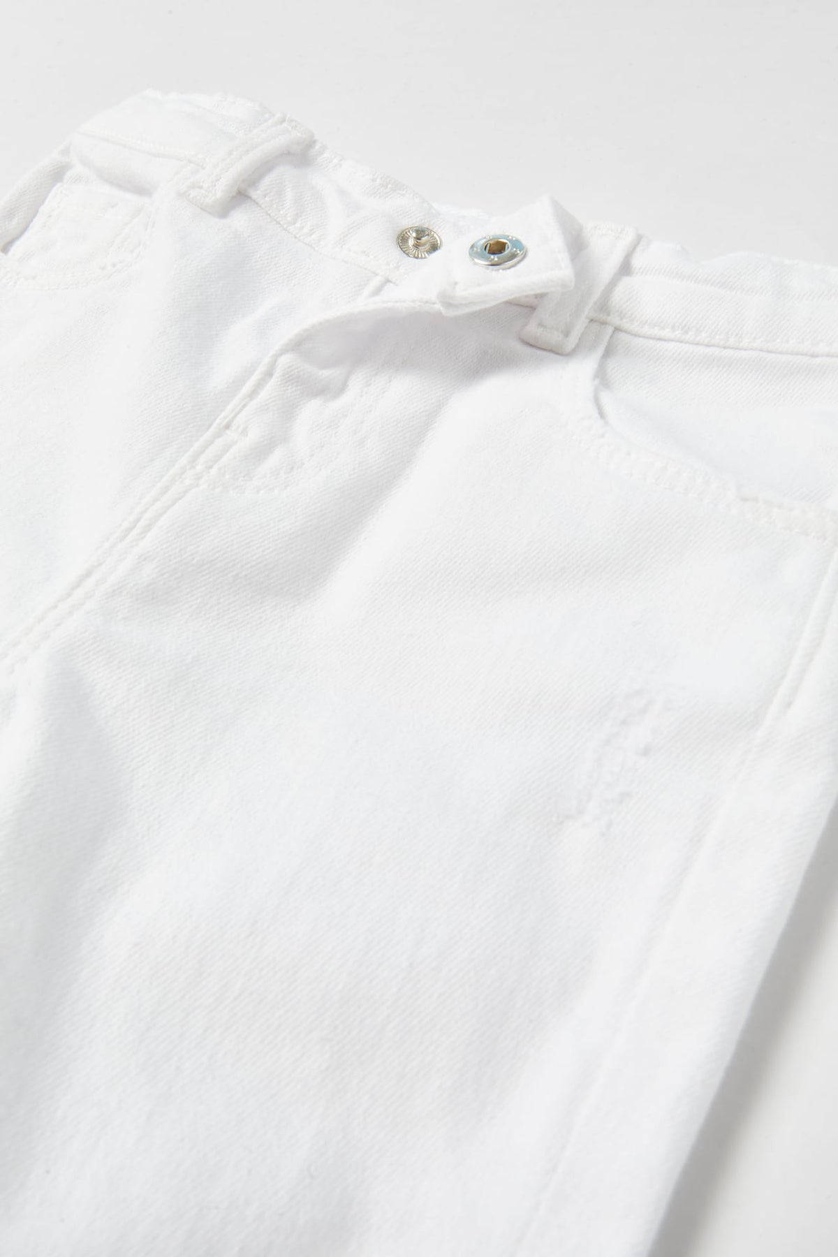 Jeans the white ripped slim