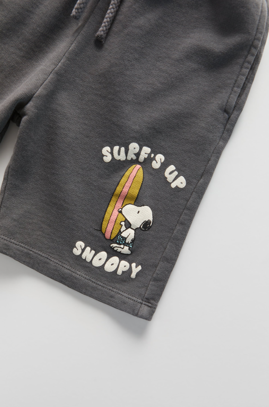 Short snoopy