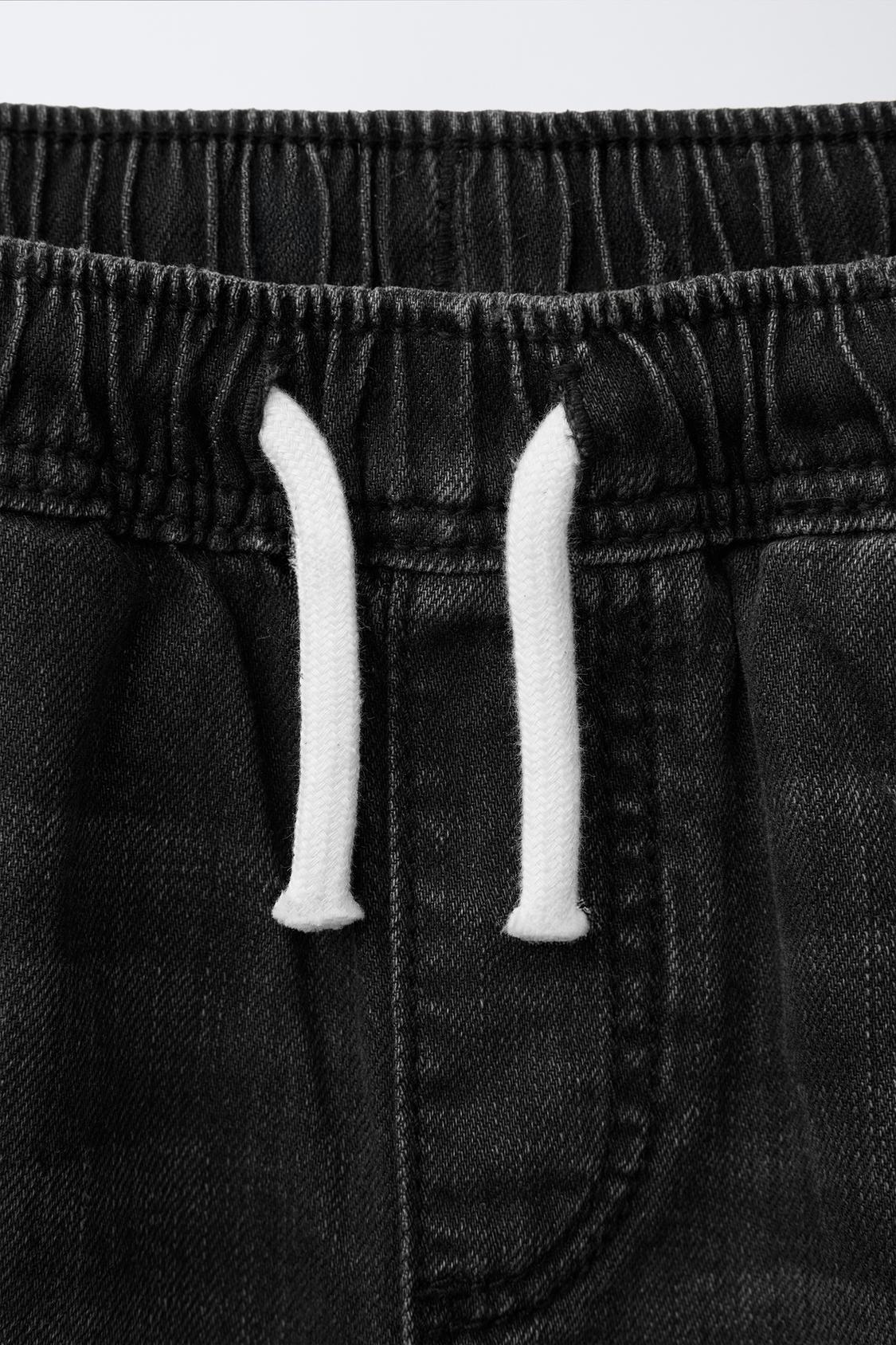Short jean con bolsillo delantero