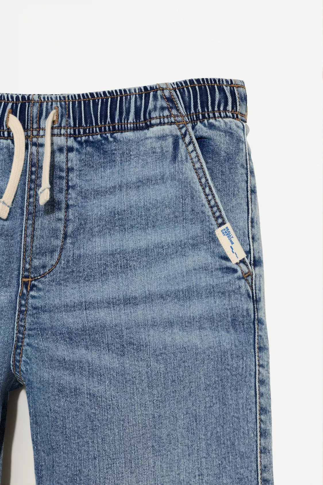 jogger jeans