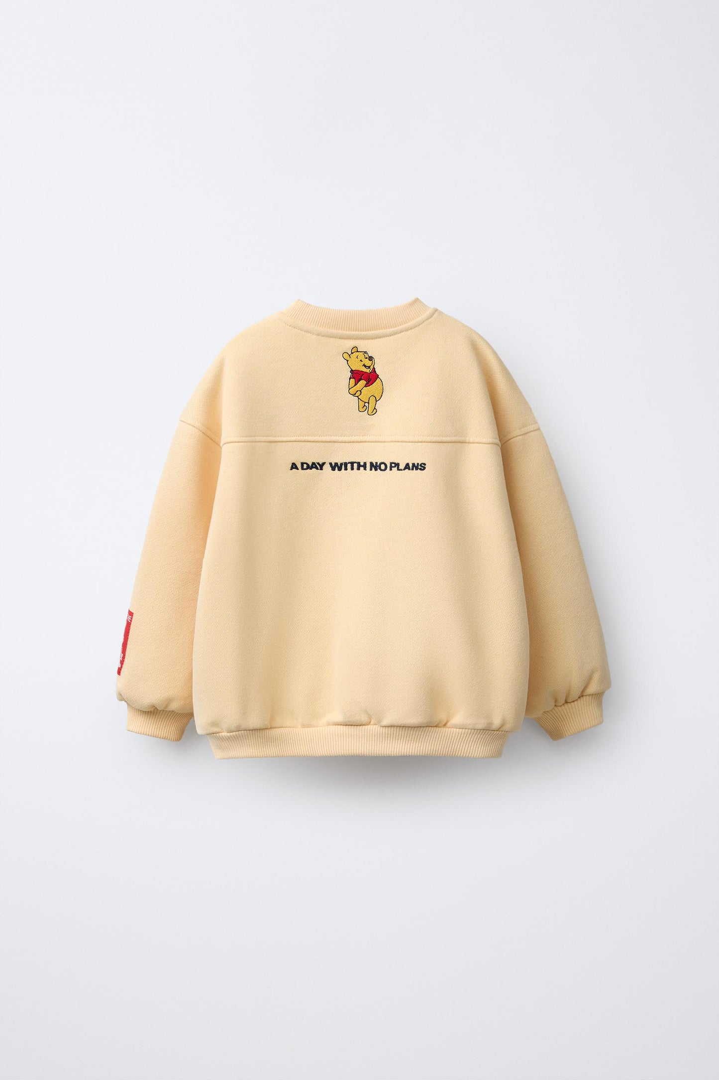 sudadera bordado winnie the pooh