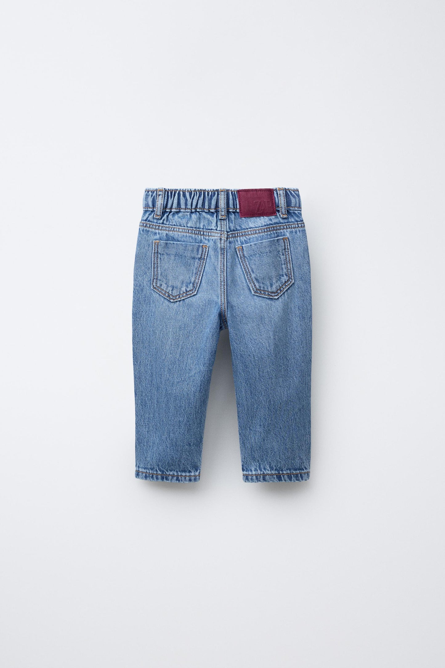 Jeans mom fit niña