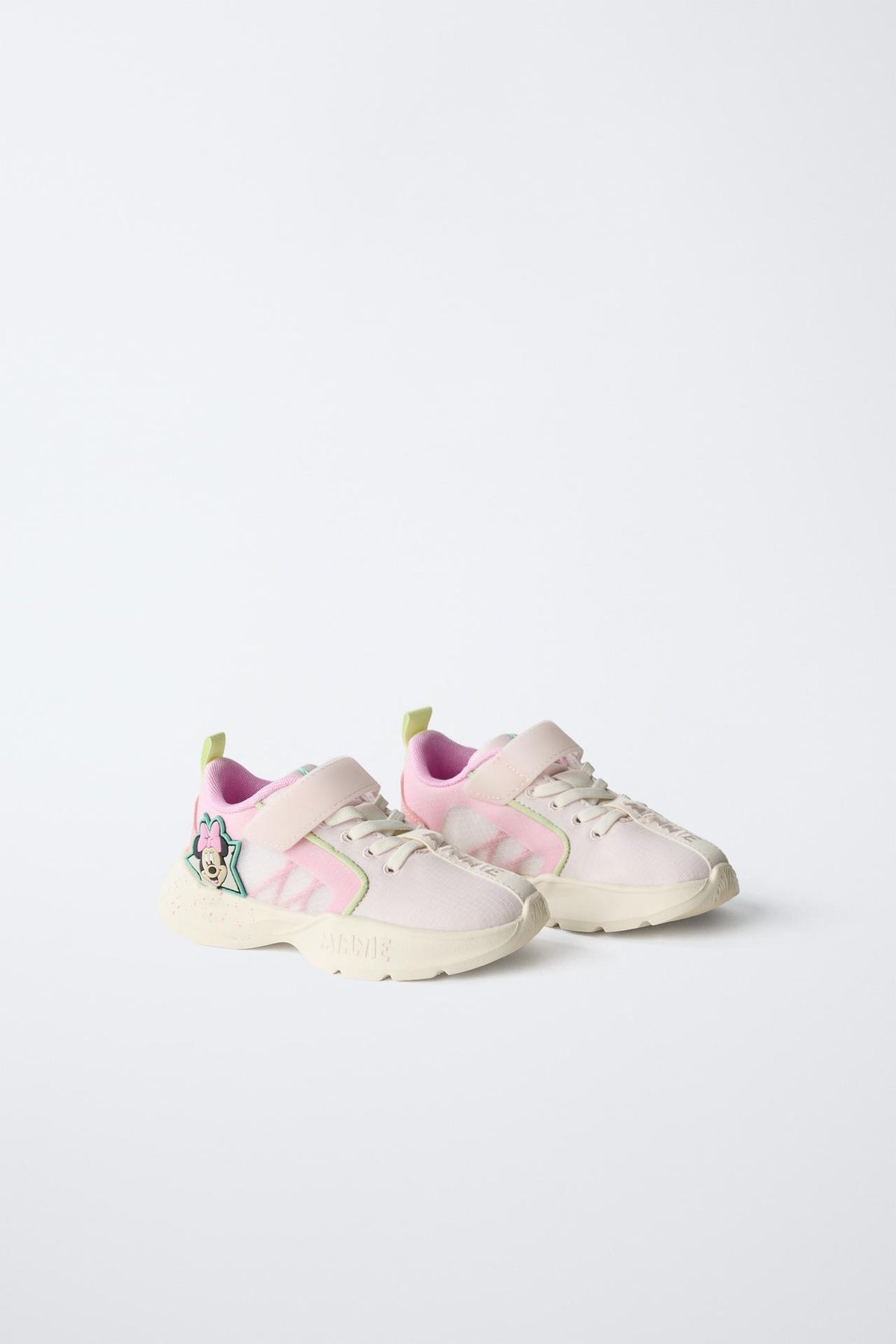 Zapato deportivo minnie mouse
