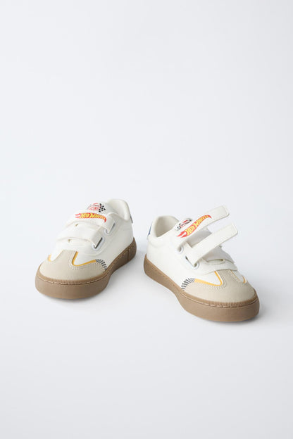 Zapatos hotwheels