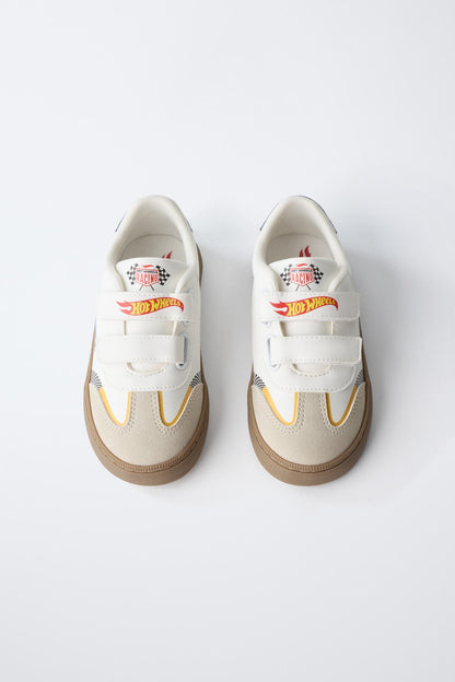 Zapatos hotwheels