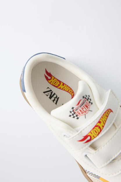 Zapatos hotwheels
