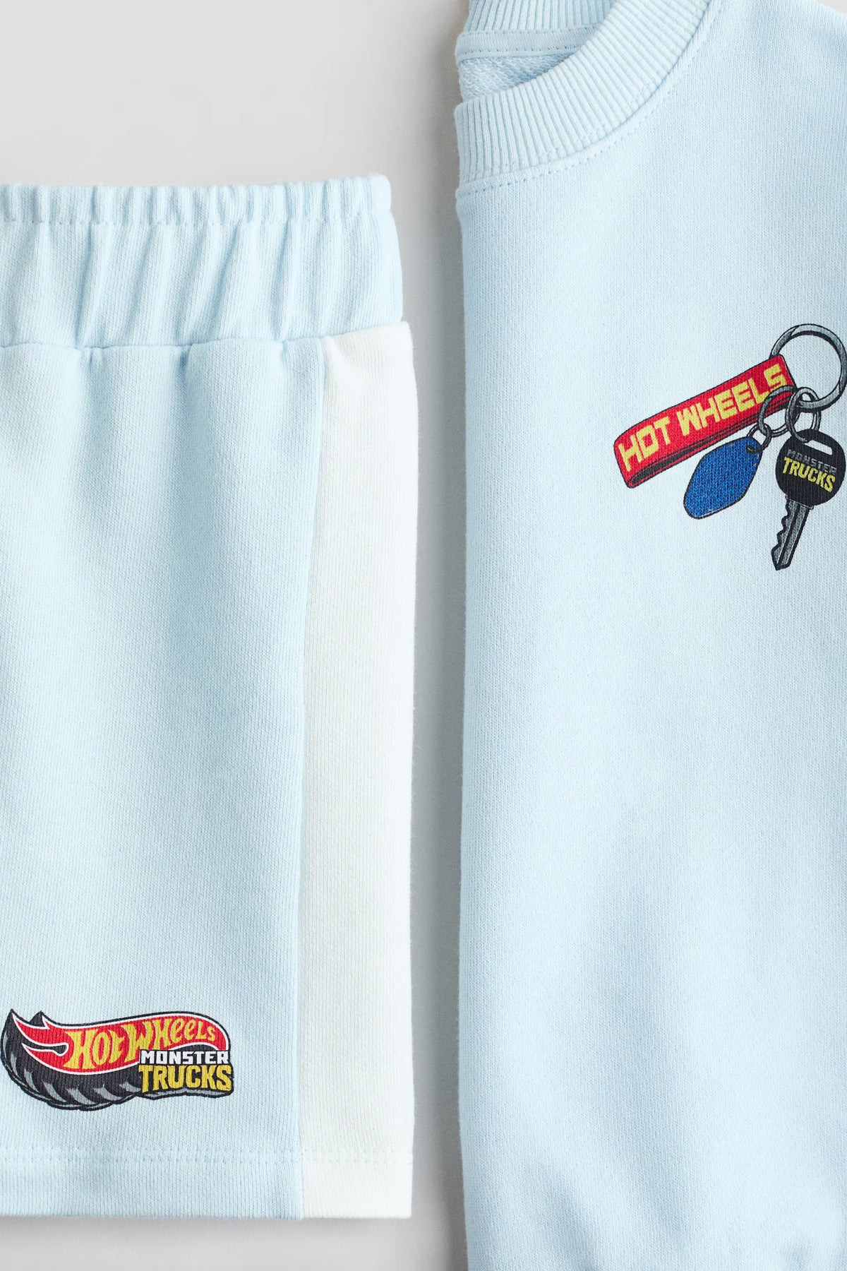 Conjunto hotwheels invierno