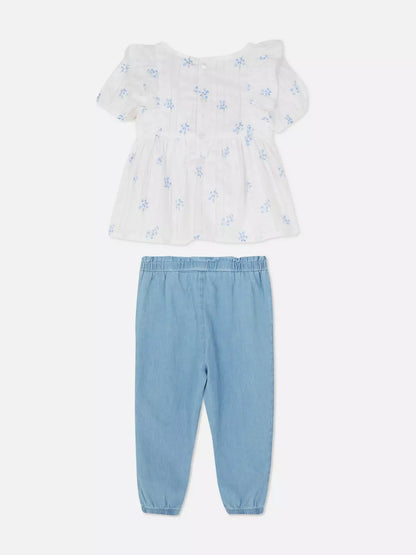 Conjunto blusa y pantalon