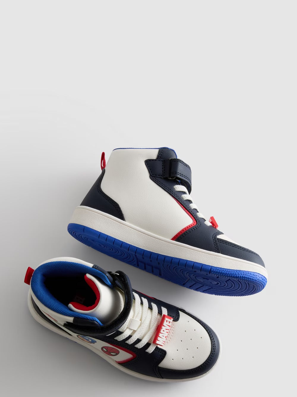 Zapatos mid marvel