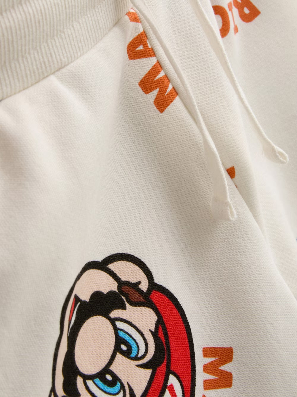 Conjunto invierno super mario