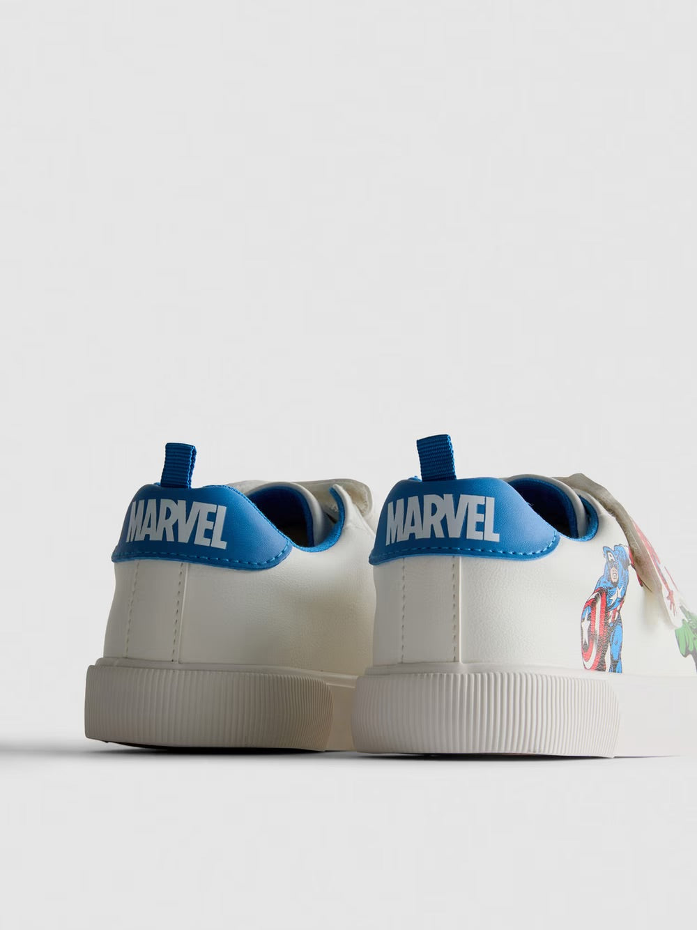 zapato marvel