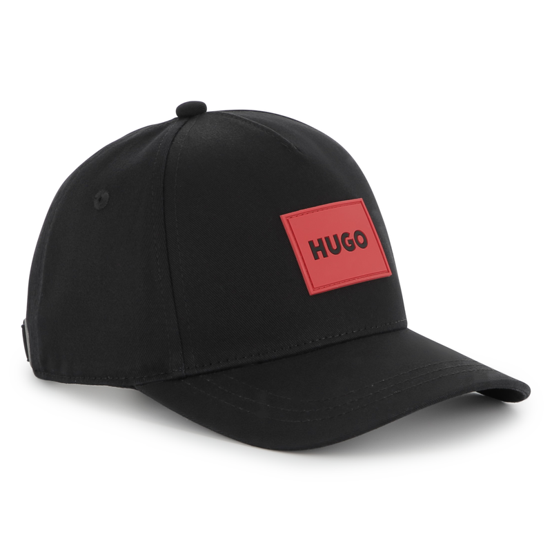 Gorra negra con logo Hugo