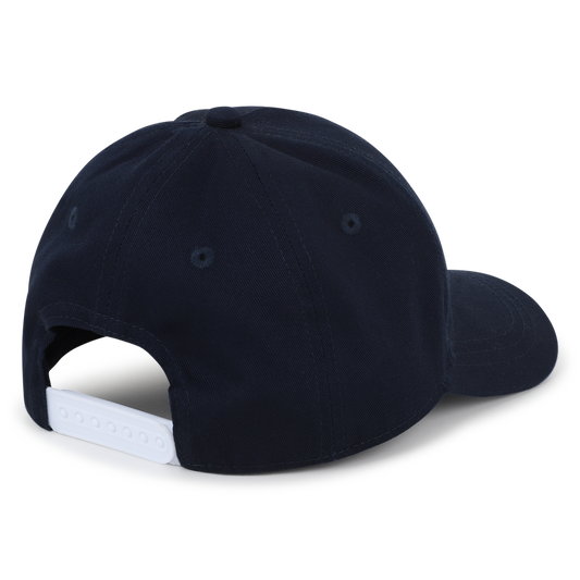 Gorra ajustable con cierre boss