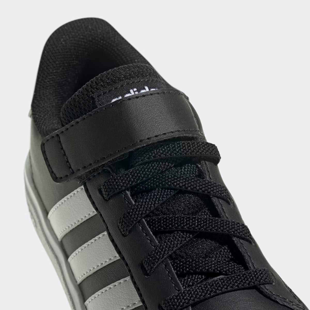 Zapato grand court 2.0