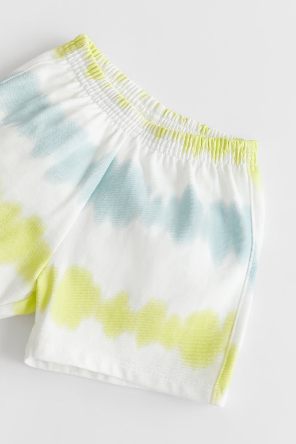Short tie dye